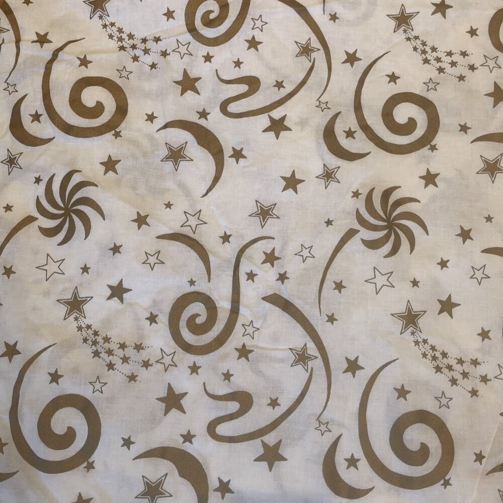 Vintage Celestial Tablecloth Large Round 88" White w/ Gold Stars Moon Swirls EUC